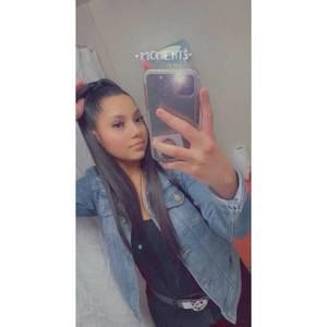 Meet your Posher, Gabriela